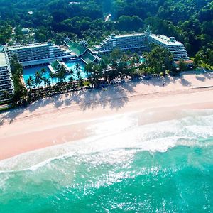 Le Meridien Phuket Beach Resort - SHA Extra Plus